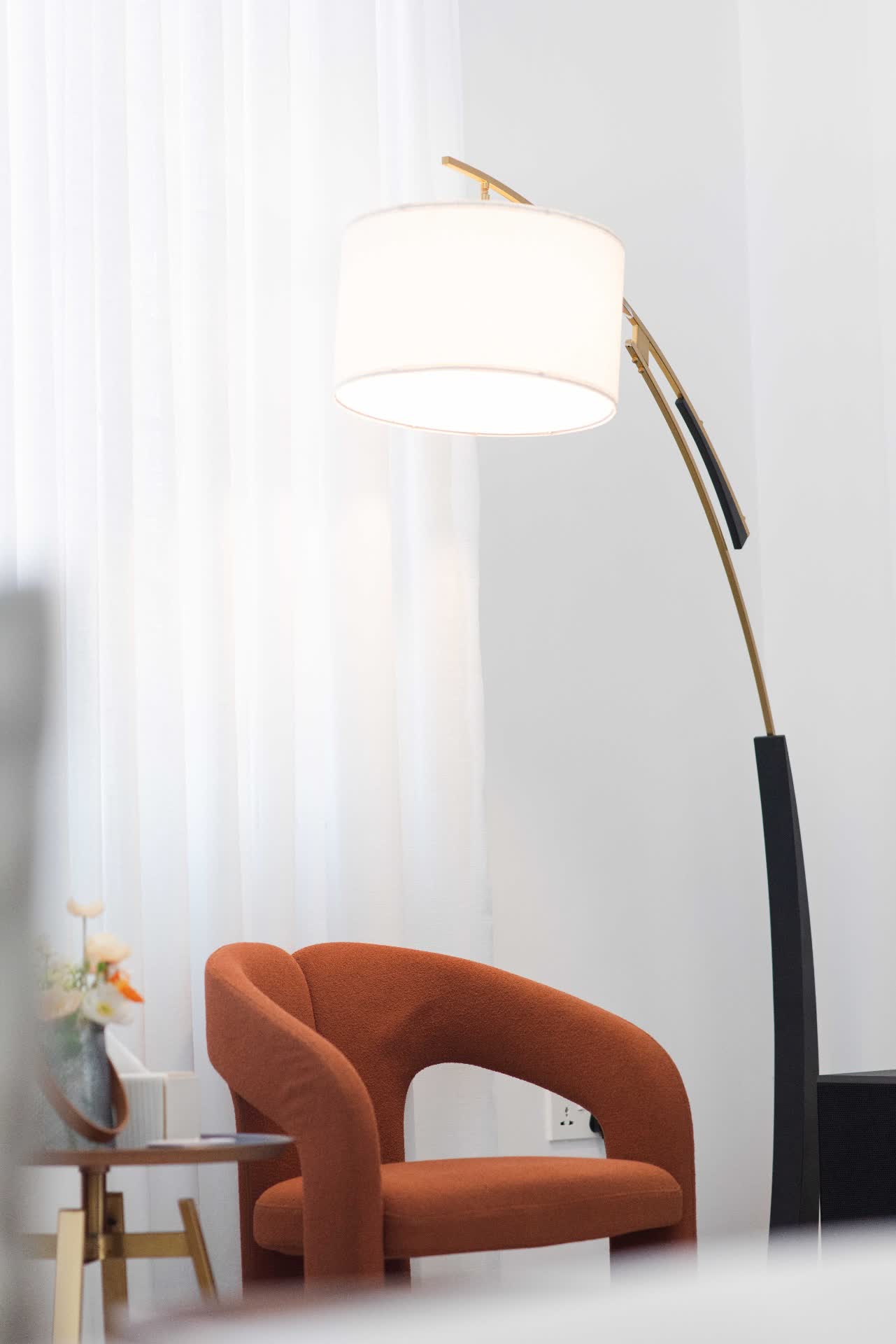 Diamond apartment lounge lamp and chair detail