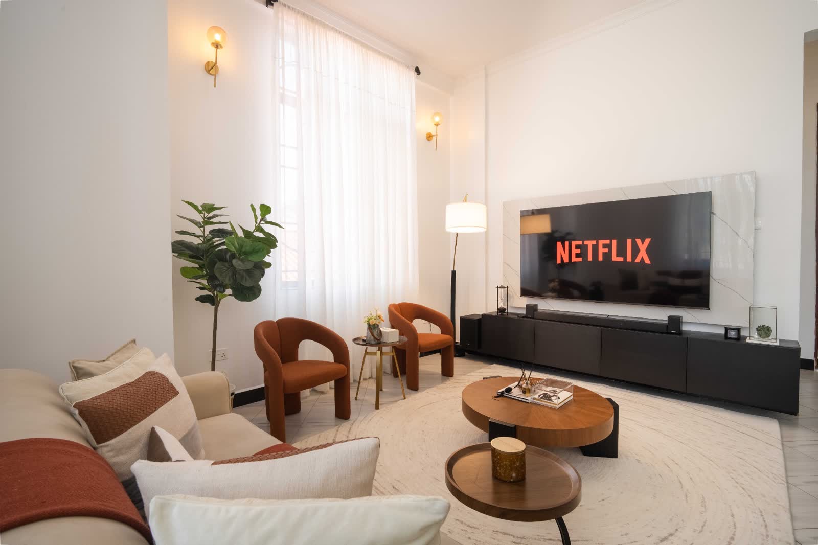 Diamond apartment TV lounge