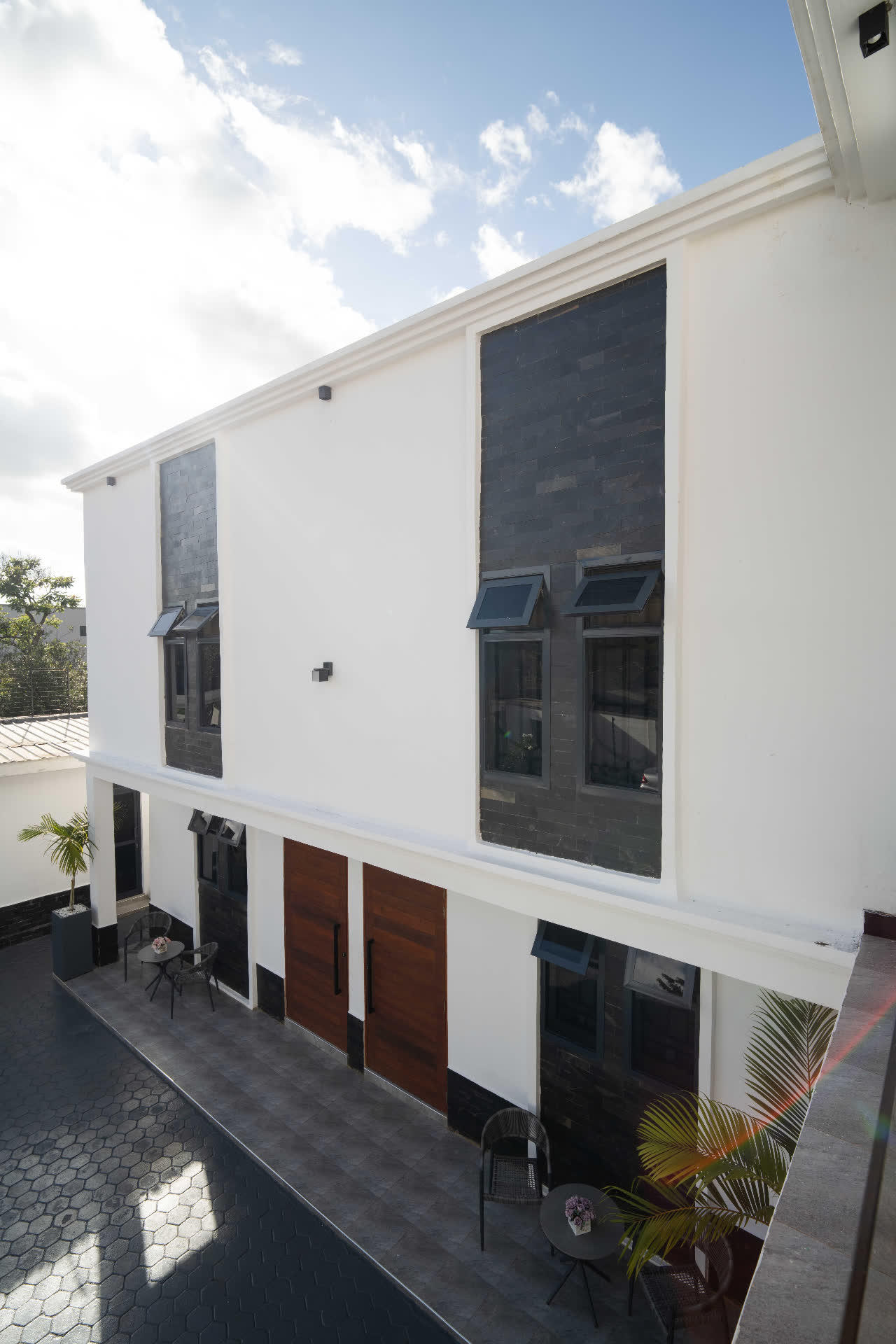 Olive Homes upper level courtyard view